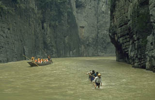Boat pullers Shennong Stream Yangtze River